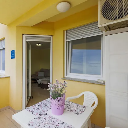 Apartment Canary By Interhome