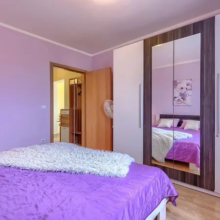 Canary By Interhome Apartment Liznjan